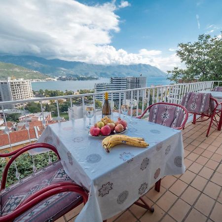Guest House Madra Budva Exterior photo
