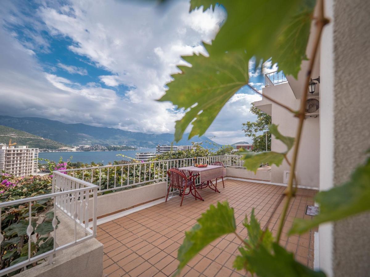 Guest House Madra Budva Exterior photo