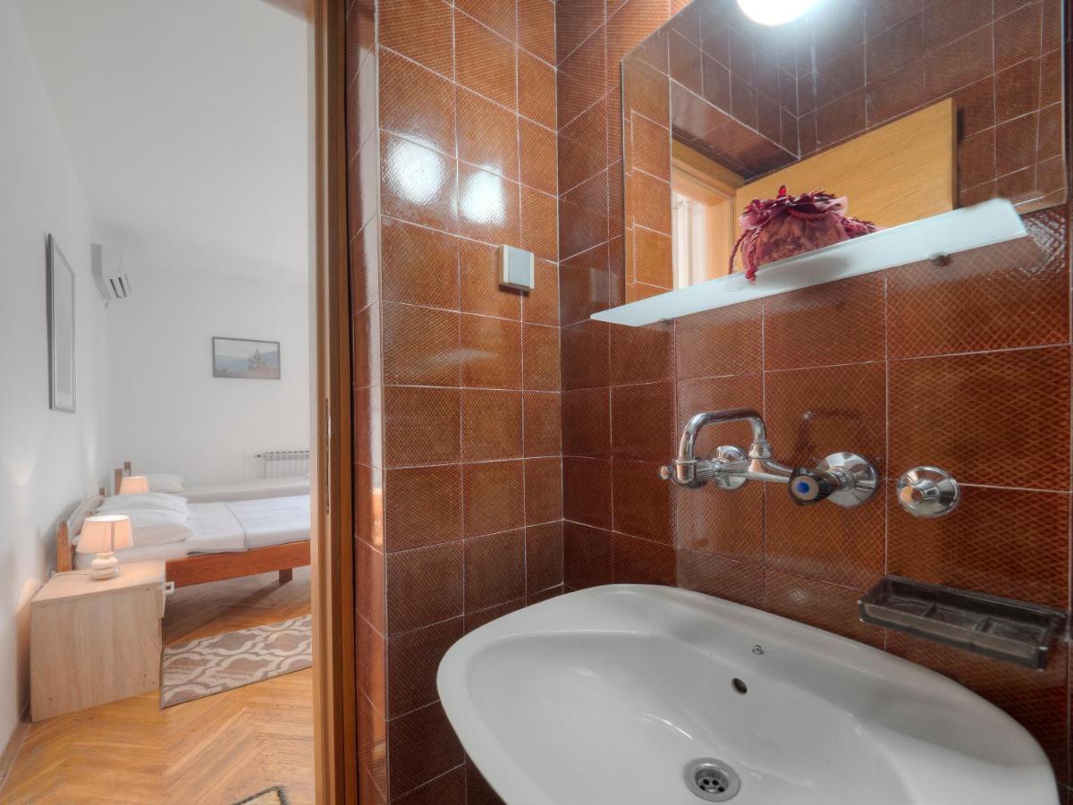 Guest House Madra Budva Exterior photo