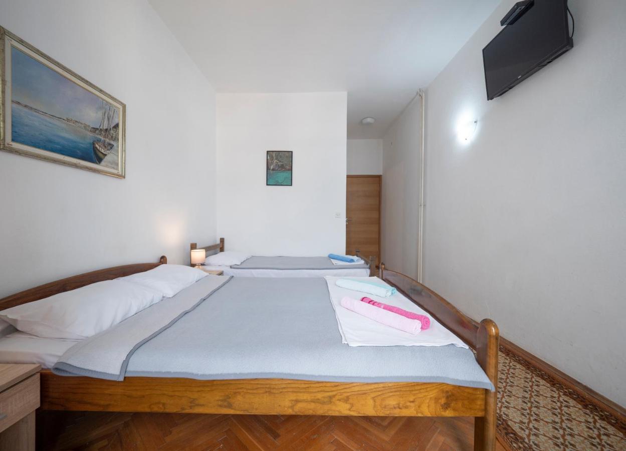 Guest House Madra Budva Exterior photo